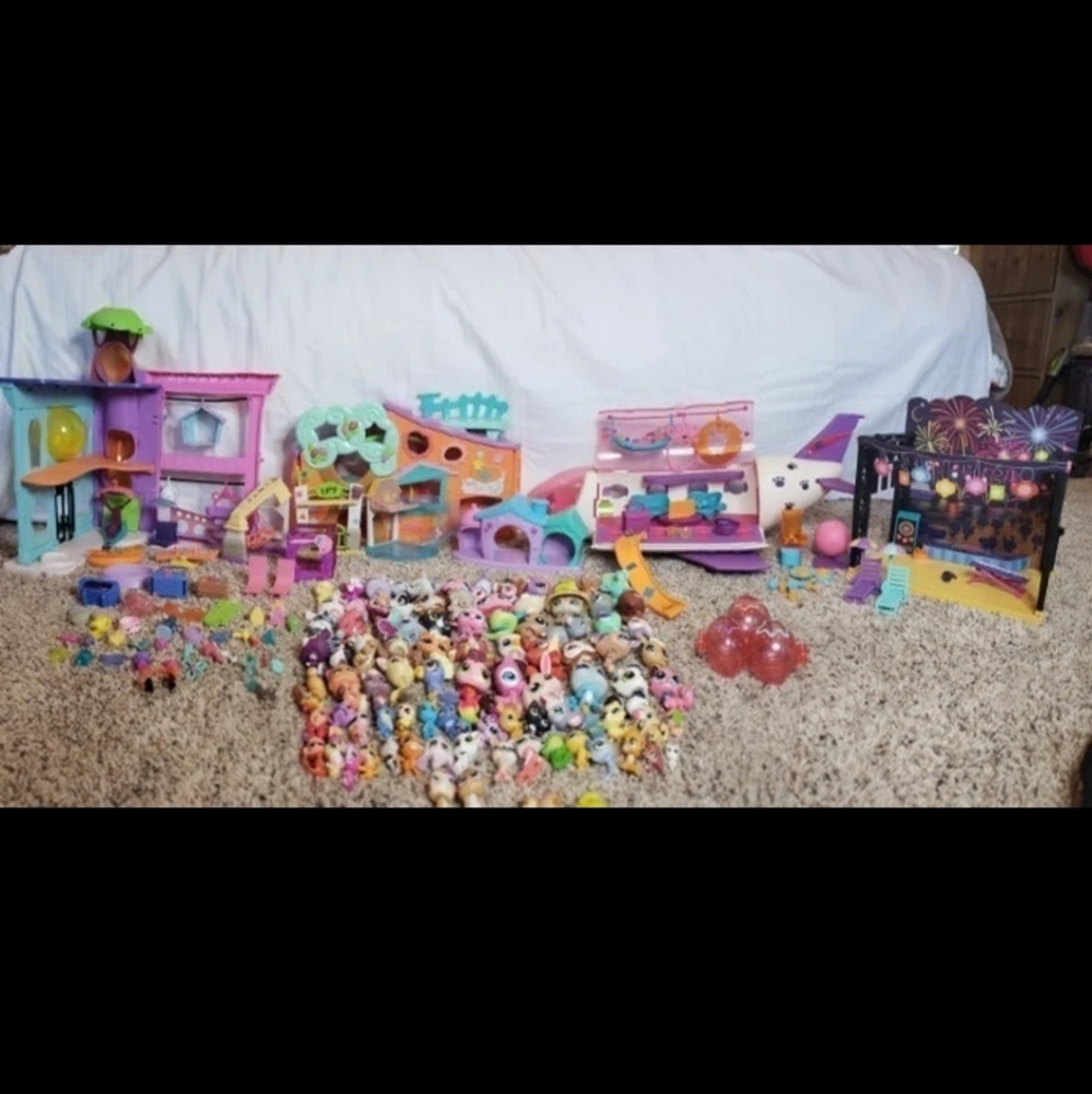 Littlest Pet Shop Lot